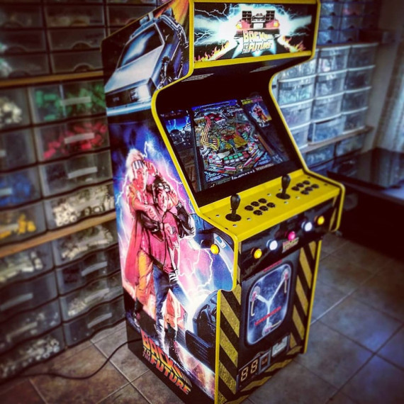 Diseño de vinilo y artes arcade